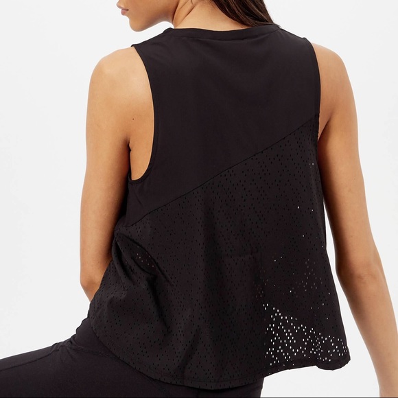 PUMA Women's Black Evo Tank Top - Picture 2 of 6